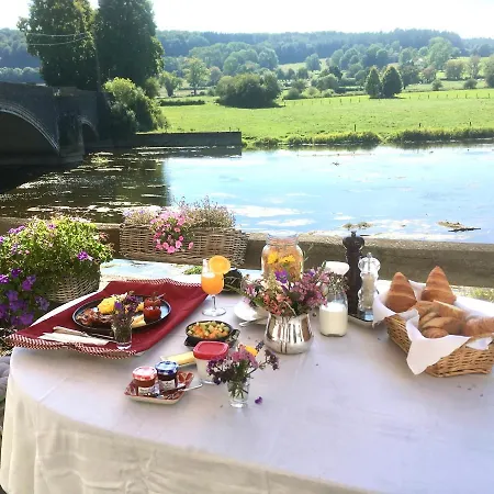 La Maison Blanche De Martue