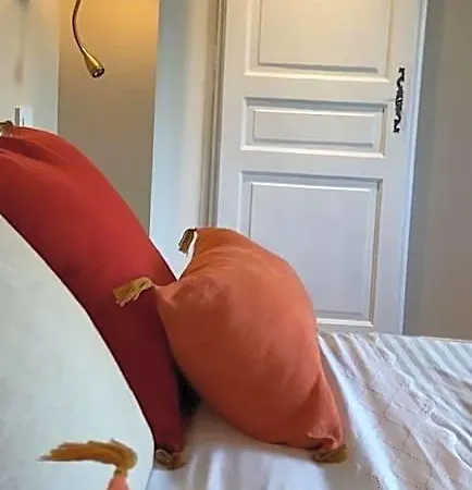 La Maison Blanche De Martue Bed & Breakfast