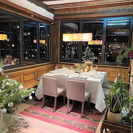 La Maison Blanche De Martue