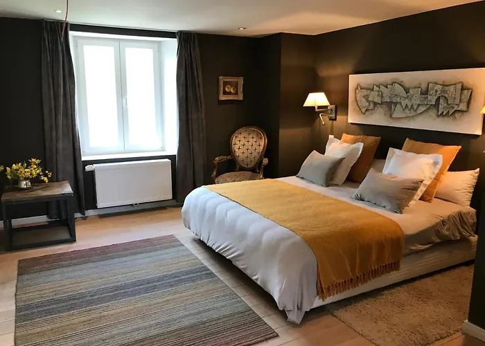 La Maison Blanche De Martué Couette-café Florenville