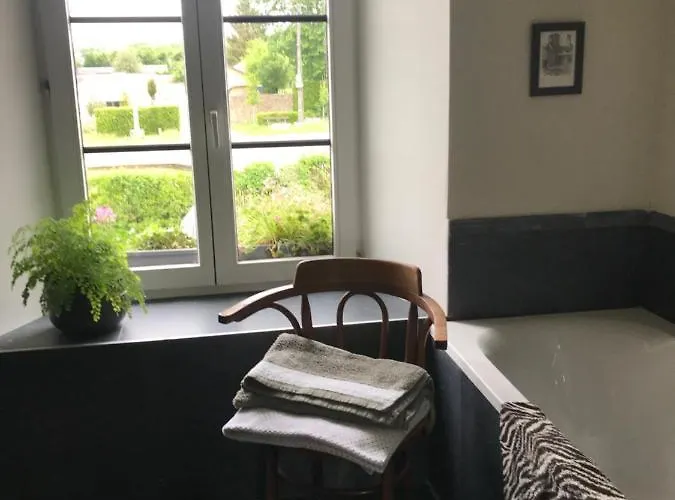 Couette-café La Maison Blanche De Martué Florenville